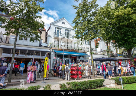 Warnemunde Alter Strom, Alte Häuser, Promenade, touristischer Ort, Rostock Deutschland Tourismusstadt Stockfoto