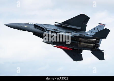 Eine McDonnell Douglas F-15E Strike Eagle multirole Fighter Jet von der 48th Fighter Wing der United States Air Force (USAF). Stockfoto