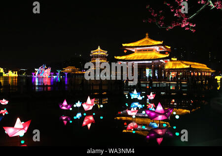 Xi'an datang furong Garten Frühling Laternenfest Stockfoto