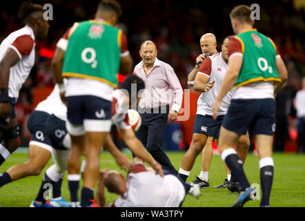 England Manager Eddie Jones vor der Internationalen freundlich im Fürstentum Stadium, Cardiff. Stockfoto