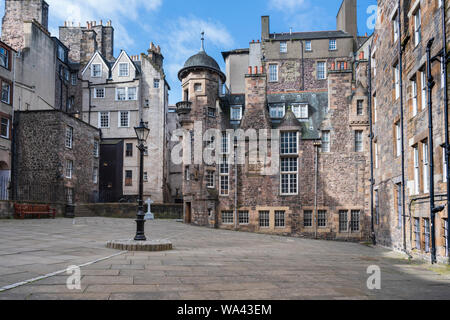 Makars' Court und Writer's Museum in Lady's Treppen haus, Lady's Treppe in der Nähe von Edinburgh am Lawnmarket, auf der Royal Mile in Edinburgh. Stockfoto