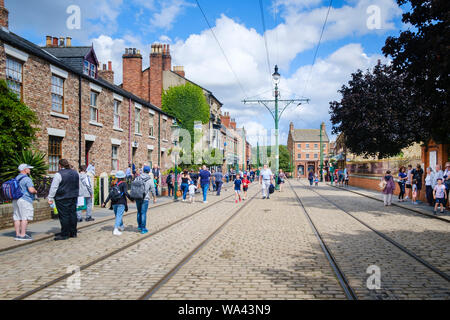 Anstrengenden Tag mit Besuchern auf Beamish Open Air Museum in der Grafschaft Durham Stockfoto