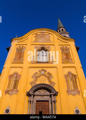 Kirche San Lorenzo in Pinzolo, Italien Stockfoto