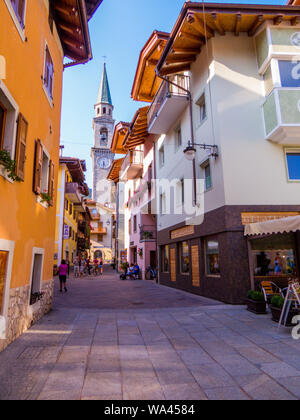 Kirche von San Lorenzo, Pinzolo, Italien Stockfoto