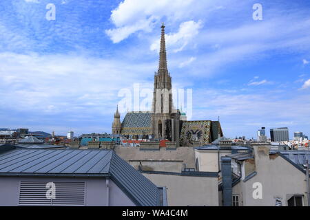 Wien, Österreich - 15. Juli 2019: Ansicht der Stadt Wien vom Dach Stockfoto