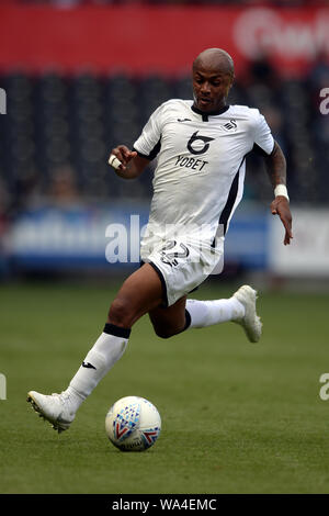 Swansea, Wales, UK. 17. Aug 2019. Andre Ayew von Swansea City während der Sky Bet Championship Match zwischen Swansea City und Preston North End in der Liberty Stadium, Swansea am Samstag, den 17. August 2019. Nur die redaktionelle Nutzung, eine Lizenz für die gewerbliche Nutzung erforderlich. Foto darf nur für Zeitung und/oder Zeitschrift redaktionelle Zwecke verwendet werden. (Credit: Jeff Thomas | MI Nachrichten) Credit: MI Nachrichten & Sport/Alamy leben Nachrichten Stockfoto