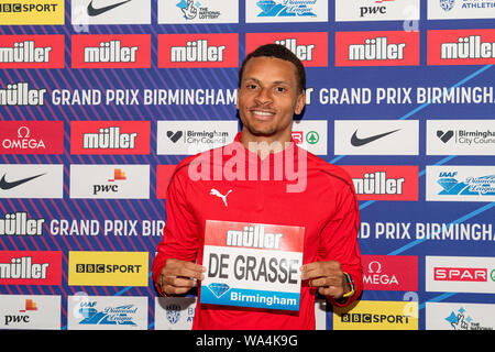 BIRMINGHAM, VEREINIGTES KÖNIGREICH. 17 Aug, 2019. Andre de Grasse von Kanada (100 m - Dreifache Olympiamedaillengewinner, 2016) während Muller Grand Prix Birmingham 2019 Pressekonferenz vor dem Ereignis im Crowne Plaza Hotel am Samstag, 17. August 2019 in Birmingham, England. Credit: Taka G Wu/Alamy leben Nachrichten Stockfoto