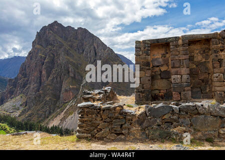 Ruinen von Ollantaytambo: Ruinen von weitgehend religiöse Bedeutung, den letzten und größten defensiven Strukturen der Inka Zeit, das Heilige Tal der Inkas Stockfoto