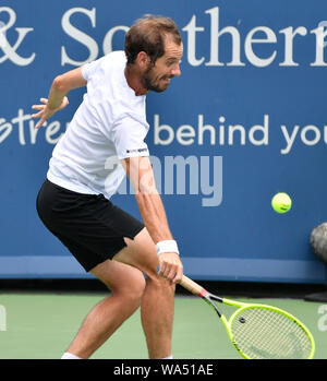 Mason, Ohio, USA. 17 Aug 2019, Richard Gasquet (FRA) verliert gegen David Goffin (ESP) 6-3, 6-4, am Westlichen und Südlichen Öffnen bei Lindner Family Tennis Center in Mason, Ohio gespielt wird. © Leslie Billman/Tennisclix/CSM Credit: Cal Sport Media/Alamy leben Nachrichten Stockfoto