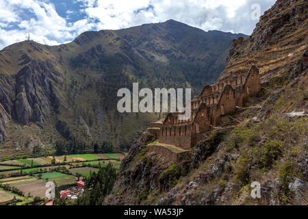 Ruinen von Ollantaytambo: Ruinen von weitgehend religiöse Bedeutung, den letzten und größten defensiven Strukturen der Inka Zeit, das Heilige Tal der Inkas Stockfoto