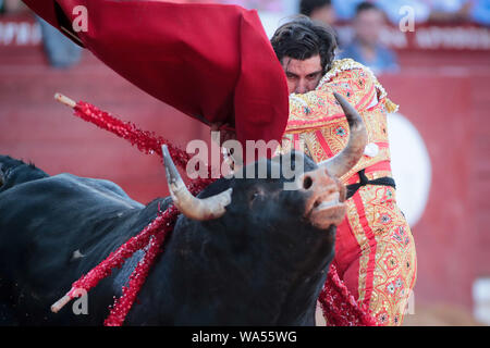 Samstag, August 17, Gijón, nördlichen Spanien Stierkampf. Toros von José VÁZQUEZ für Morante de la Puebla, Julián López "El Juli" und Pablo Aguado. In der Stierkampfarena der Bibio, Torero Morante de la Puebla credito Alamy/Aurelio Flórez Stockfoto