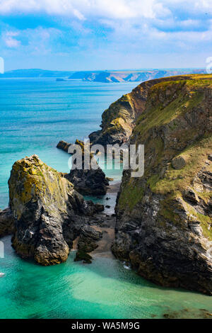 Cornwall, Großbritannien, 09.12.2014. Küsten Szenen der atemberaubenden und zerklüftete Küste auch den Standort des Verfilmung der beliebten Serie Poldark für T Stockfoto