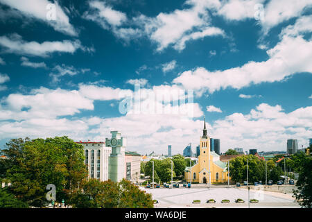 Tallinn, Estland. Kirche St. Johannes Jaani Kirik am sonnigen Sommertag. Große Lutherische Pfarrkirche in Tallinn St. Johannes der Evangelist, Di Stockfoto