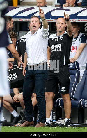 Millwall Manager Neil Harris während der efl Sky Bet Championship Match zwischen Millwall und Sheffield Mittwoch an der Höhle, London, England am 17. August 2019. Foto von Ken Funken. Nur die redaktionelle Nutzung, eine Lizenz für die gewerbliche Nutzung erforderlich. Keine Verwendung in Wetten, Spiele oder einer einzelnen Verein/Liga/player Publikationen. Stockfoto