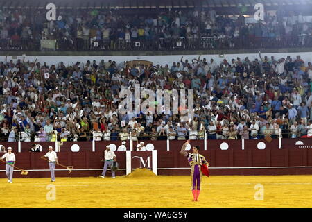 August 18, 2019 - 17. August 2019 der Malagueta Stierkampfarena (Malaga) Cayetano Schnitte drei sanften Ohren in Malaga Cayetano Rivera OrdÃ³Ã±ez fügt und weiterhin in seine unaufhaltsame Sommer. Ein weiterer Triumph, diese Zeit in Málaga, wo er drei Ohren und ging auf seinen Schultern. Cayetano Rivera OrdÃ³Ã±ez fügt und setzt in seinem unaufhaltsamen Sommer. Ein weiterer Triumph, diese Zeit in Málaga, wo er drei Ohren und ging auf seinen Schultern. (Bild: © Lorenzo Carnero/ZUMA Draht) Stockfoto