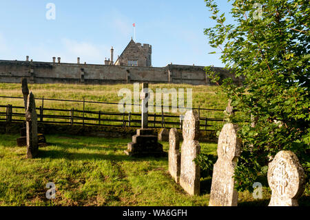 Anzeigen von Rockingham Schloss von St. Leonard's Kirchhof, Rockingham, Northamptonshire, England, Großbritannien Stockfoto