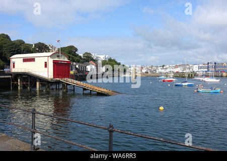 RNLI Lifeboat Station in Douglas Hafen, Insel Man Stockfoto