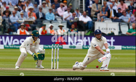 London, Großbritannien. 18. August 2019. Jonny Bairstow von England während des Spiels am 5. Tag der zweiten Asche Grille Test Match zwischen England und Australien auf dem Lord's Cricket Ground in London, England am August 18, 2019 Quelle: Aktion Foto Sport/Alamy leben Nachrichten Stockfoto