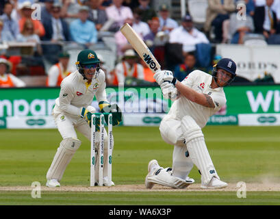 London, Großbritannien. 18. August 2019. Ben schürt in England während der Wiedergabe am 5. Tag der zweiten Asche Grille Test Match zwischen England und Australien auf dem Lord's Cricket Ground in London, England am August 18, 2019 Quelle: Aktion Foto Sport/Alamy leben Nachrichten Stockfoto