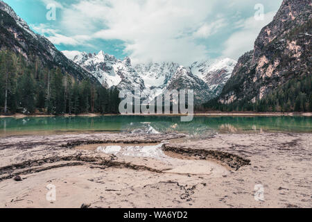 Schönen alpinen See Lago Di Landro, Dolomiten, Südtirol, Italien, Europa Stockfoto