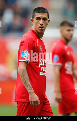 ENSCHEDE, 18-08-2019, Stadion de Grolsch Veste, Saison 2019 / 2020, der niederländischen Eredivisie, FC Twente player Aitor während des Spiels FC Twente - RKC Waalwijk. Stockfoto