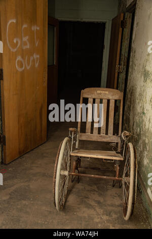 Die Reste der Pennhurst Schule der Schwachen gekümmert, meist mit einem Asyl, obwohl die Bedingungen, herauf fast die gleiche verwirrt. Stockfoto