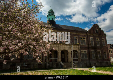 Die Reste der Pennhurst Schule der Schwachen gekümmert, meist mit einem Asyl, obwohl die Bedingungen, herauf fast die gleiche verwirrt. Stockfoto