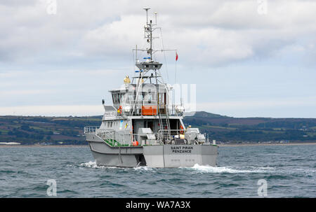 MV Saint Piran eine Fischerei Schutz Patrol Schiff fotografiert am Meer in Mounts Bay, Cornwall, England, Großbritannien Stockfoto