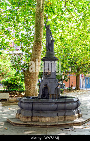 09.20.2018. La Coruna, Spanien. Der Brunnen der Wunsch im Allgemeinen Azcárraga Square, La Coruna, Spanien Stockfoto