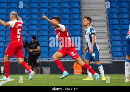 Barcelona, Spanien. 18 Aug, 2019. Reguilon von Sevilla feiert ein Ziel während der Liga Match zwischen RCD Espanyol und Sevilla CF RCDE Stadion in Barcelona, Spanien. Credit: Christian Bertrand/Alamy leben Nachrichten Stockfoto