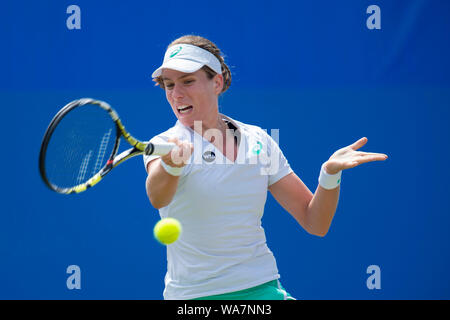 Johanna Konta-Aegon International 2015 - Eastbourne - England, Johanna Konta von Großbritannien in Aktion spielen einhändig Vorhand gegen Belin Stockfoto