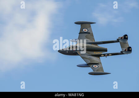 De Havilland Venom vintage classic Jet fighter Ebene am Flügel über Wairarapa Airshow, Haube Flugplatz, Masterton, Neuseeland. Privat Ex-RAF-Besitz Stockfoto