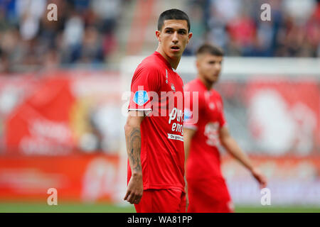 ENSCHEDE, 18-08-2019, Stadion de Grolsch Veste, Saison 2019 / 2020, der niederländischen Eredivisie, FC Twente player Aitor während des Spiels FC Twente - RKC Waalwijk. Stockfoto