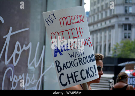 Zeichen eines Protestes für die Reform des Waffenrechts in New York City. Stockfoto