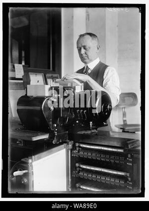 CENSUS BUREAU. DEPARTMENT OF COMMERCE. Beim Tabellieren MASCHINE Stockfoto