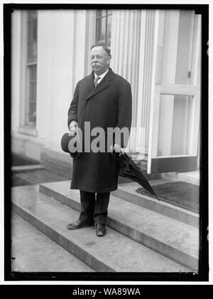 CHAMBERLAIN, GEORGE EARLE. SENATOR aus Illinois, 1909-1921; Mitglied des US-Versand, 1921-1923. Links, mit Senator Harry Lane Stockfoto