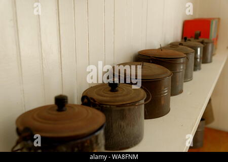 Antike Mittagessen Eimer. Ofen Stadt, Snow Hill, Maryland, USA Stockfoto