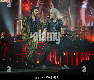 SUNRISE FL - 17. August: Adam Lambert, Brian May und Roger Taylor von Queen + Adam Lambert an der BB&T Center durchführen am 17. August 2019 in Sunrise, Florida Credit: MPI04/Mediapunch Stockfoto