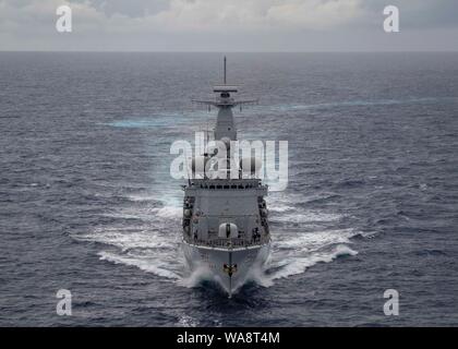 190816-N-UB 406-0595 ATLANTIK (Aug. 16, 2019) der Belgischen Marine Karel Doorman-Klasse Fregatte Leopold I (F930) die Durchfuhr den Atlantischen Ozean. Leopold I. ist unterwegs auf einem regelmäßig geplanten Einsatz als Teil der Standing NATO Maritime Group 1 maritime Operationen durchzuführen und einen kontinuierlichen maritime Fähigkeit zur NATO im nördlichen Atlantik. (U.S. Marine Foto von Mass Communication Specialist 2. Klasse Cameron Stoner) Stockfoto