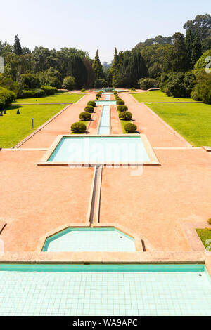 Portugal Porto Porto Jardim do Palacio de Cristal Crystal Palace Gardens zentralen Parterre Grand Terrasse pools tv Wasserspiel Azulejo Kacheln Stockfoto