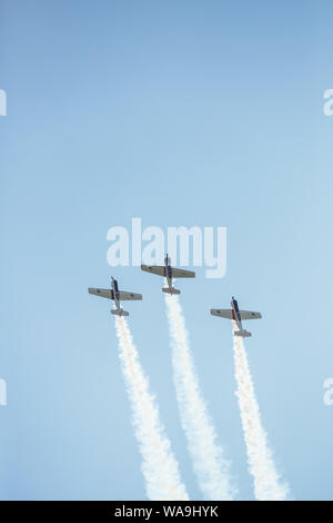 Stadt Riga, der Lettischen Republik. Avio zeigen zu Ehren der Stadt Festival. Piloten zeigen, Demonstrationen mit Flugzeugen. 17. August 2019. Stockfoto