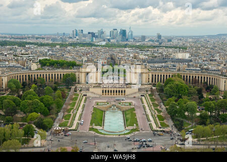 Palais de Chaillot und Jardine du Trocadero am Ufer der Seine. Paris, Frankreich Stockfoto