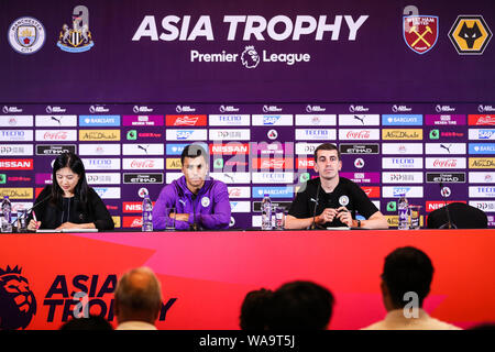 Spanischer Fußballspieler Rodri von Manchester City F.C. der englischen Liga Meister besucht eine Pressekonferenz für das Finale während der Premier Le Stockfoto