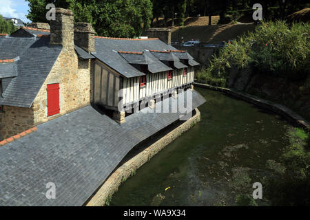 Waschhaus - Lavoirs de la Garenne neben La Marle Fluss von der Rue Porte Poterne, Vannes, Morbihan, Bretagne, Frankreich Stockfoto