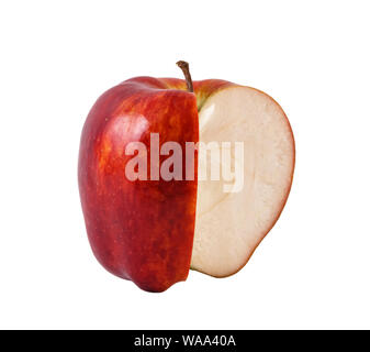 Reife rote Apple ohne Scheibe, Nahaufnahme, Schnitt auf weißem Hintergrund Stockfoto