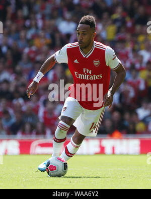 Pierre-Emerick Aubameyang von Arsenal während des Spiels der Premier League im Emirates Stadium, London. DRÜCKEN SIE VERBANDSFOTO. Bilddatum: Samstag, 17. August 2018. Das Foto sollte lauten: Yui Mok/PA Wire. EINSCHRÄNKUNGEN: Keine Verwendung mit nicht autorisierten Audio-, Video-, Daten-, Fixture-Listen, Club-/Liga-Logos oder „Live“-Diensten. Online-in-Match-Nutzung auf 120 Bilder beschränkt, keine Videoemulation. Keine Verwendung in Wetten, Spielen oder Veröffentlichungen für einzelne Vereine/Vereine/Vereine/Spieler. Stockfoto