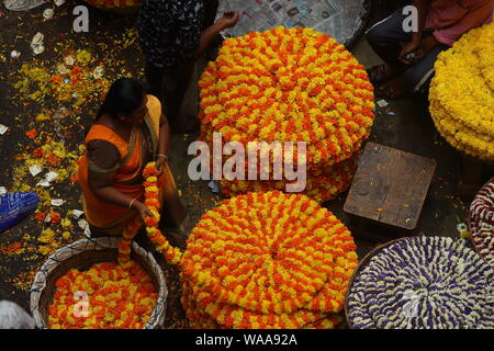 Blumenmarkt - KR Markt, Bangalore, Karnataka, Indien Stockfoto