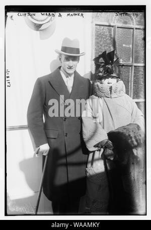 Clifton Webb und Mutter Stockfoto