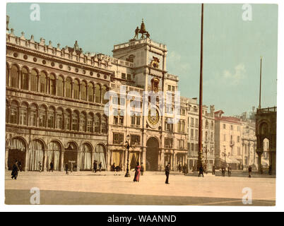 Uhrturm (Torre dell'Orologio), Piazzetta di San Marco, Venedig, Italien; weitere Informationen über die Photochrom Print Collection ist bei Http://hdl.loc.gov/loc.pnp/pp.pgz; ist Teil der verfügbaren: Blick auf Architektur und anderen Stätten in Italien in der Photochrom print Collection.; Titel von Bibliothek konzipiert.; Drucken. 1104. Stockfoto