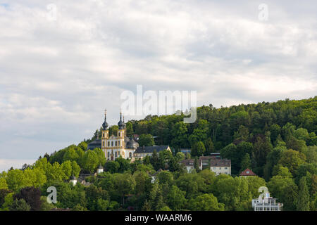 Blick auf die Wallfahrtskirche Kaeppele Blick von der Festung Würzburg Deutschland Stockfoto